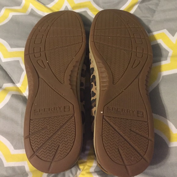 Sperry shoes - Picture 3 of 4