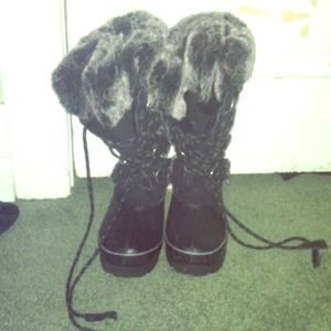 Khombu snow boots