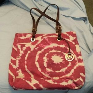 Michael kors tote