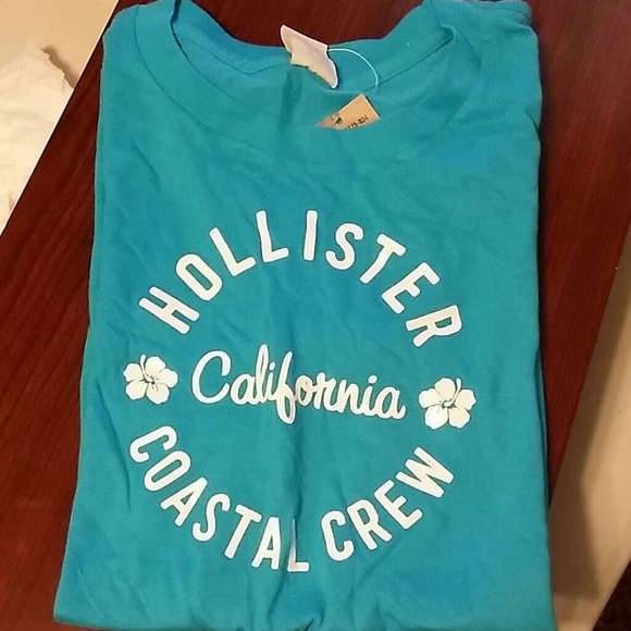 Hollister shirt