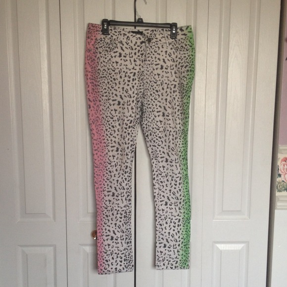 Cheetah Pants 🐯💚💓