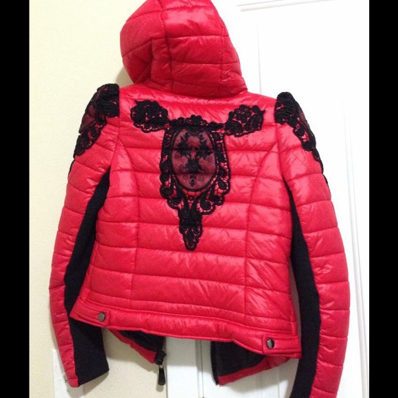 RED & SHORT JACKET