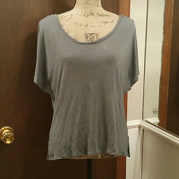 American Eagle Outfitters Tops - Gray AEO top