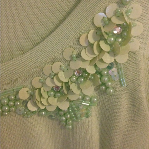 Embellished mini sweater 💕 - Picture 2 of 2