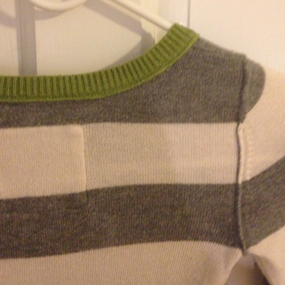 Like new striped sweater ☺️ - Picture 3 of 3