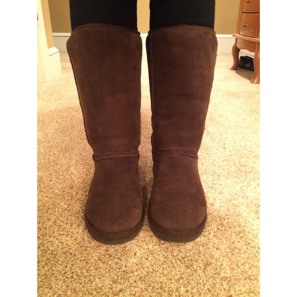 UGG Boots - Additional Pics of Classic Tall Brown Uggs