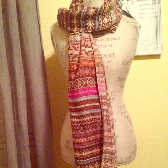 Anthropologie scarf!