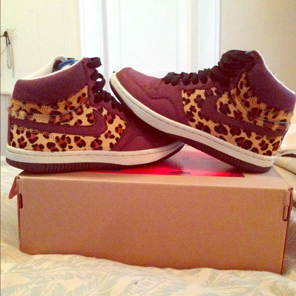Nike Dunk High Cheetah Print size 7