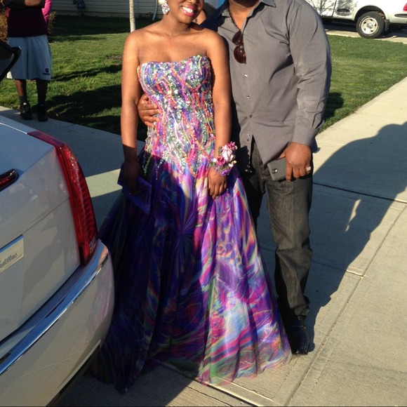 Javoni dress