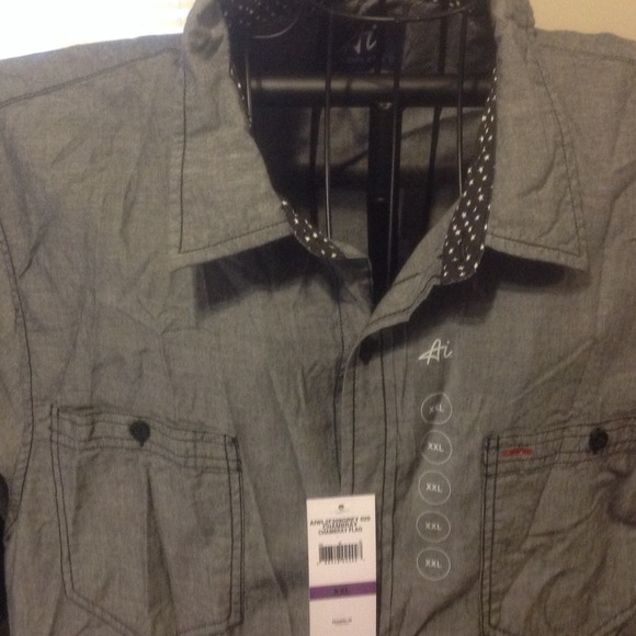 BNWT GREY FLAG SHIRT