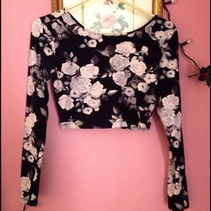 Forever 21 Black & White Floral Crop Top.