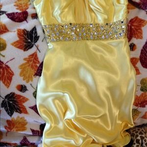 Yellow/gold special occasion dress