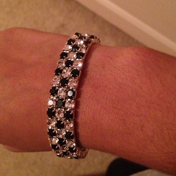 Bracelet - Picture 2 of 2