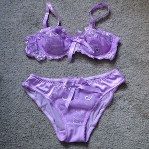 New lavender unlined bra with matching panty