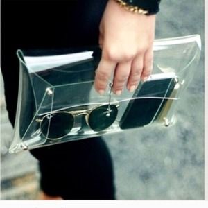Trendy Thick Clear Clutch
