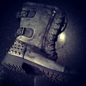 New grey distressed combat boots