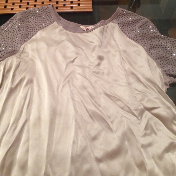 Silk Rececca Taylor blouse never been worn