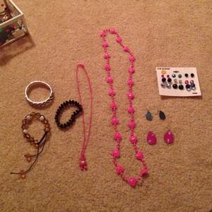 Bundle! Necklace, earrings, bracelets