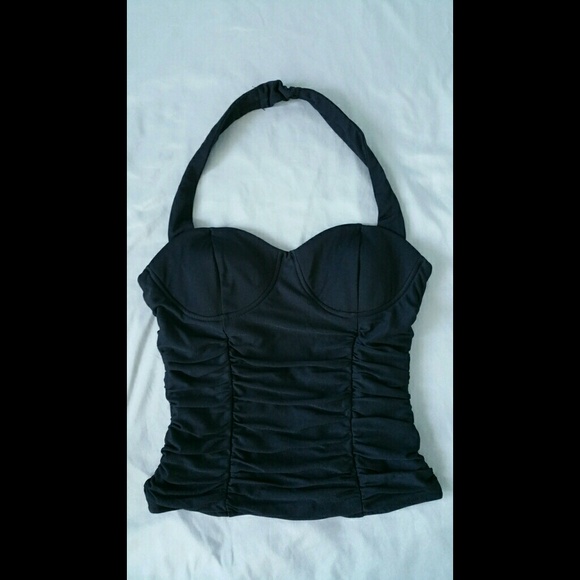 Sweetheart halter top