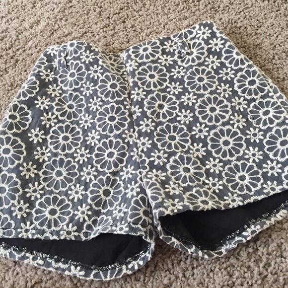 Pants - High waisted shorts