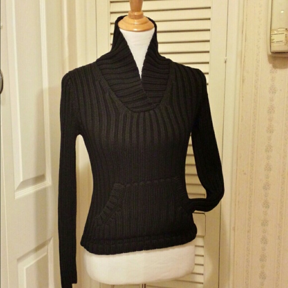 Sweater - Picture 2 of 3