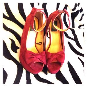 Forever 21 maroon/burgandy wedge heels