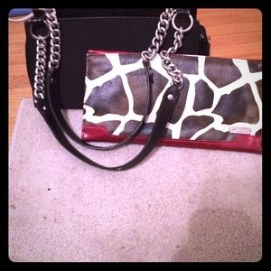 Bundle!! Black miche purse with a shell!