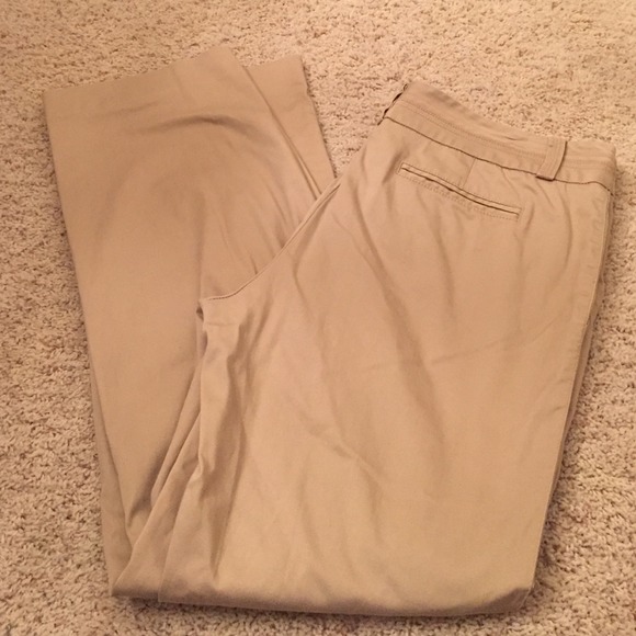 Tan slacks from Old Navy w/ hook closure. Size 12