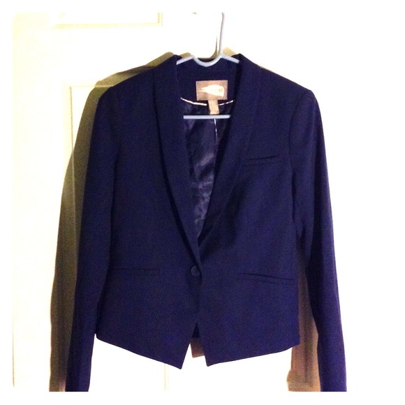 Forever 21 Contemporary Navy Blazer 😍