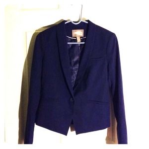 Forever 21 Contemporary Navy Blazer 😍