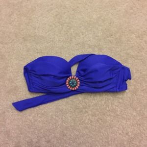 Strapless bikini top