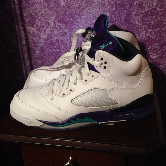 JORDAN GRAPE FIVE