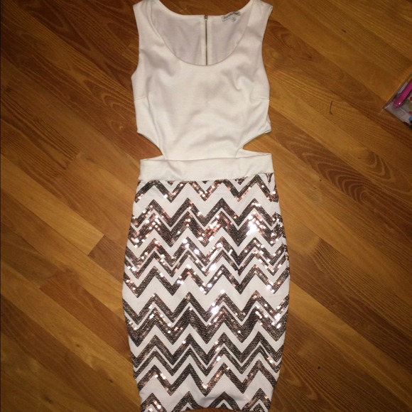 🚫🚫🚫SOLD🚫🚫🚫Homecoming/Party dress!