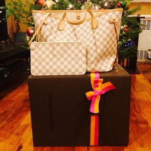 🚫SOLD🚫Louis Vuitton 2015 Gift Box (Large)