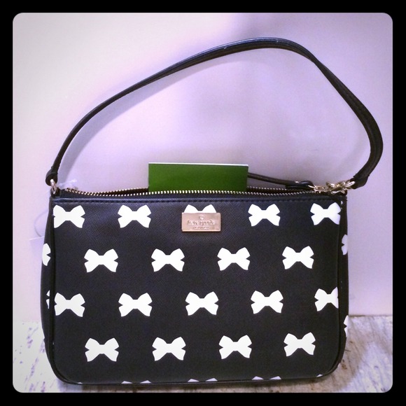 👛SOLD 🎀Kate Spade brightwater linet wristlet NEW