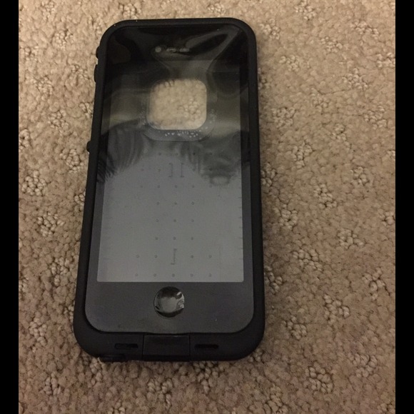 Lifeproof 5s case