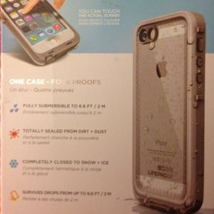 Life proof iPhone 5 case