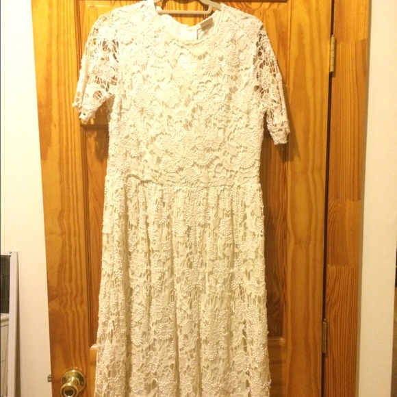 Lace ivory dress