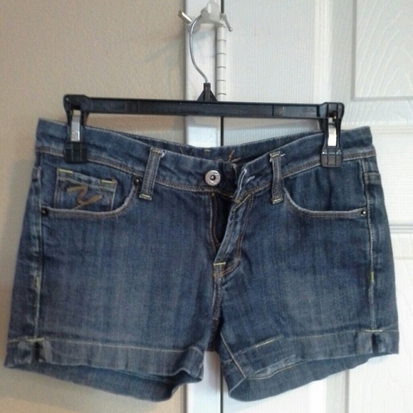 Yank jean shorts