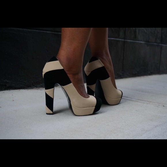 Twice worn BCBG Generation Jordanna pumps