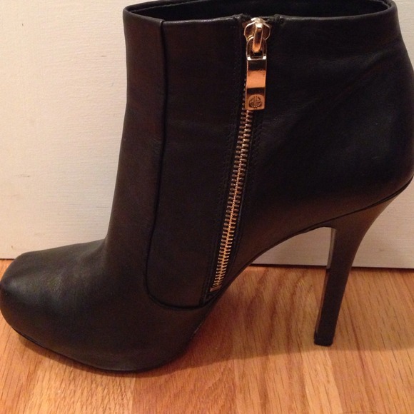 House of Harlow black bootie size 38.5 - Picture 3 of 4