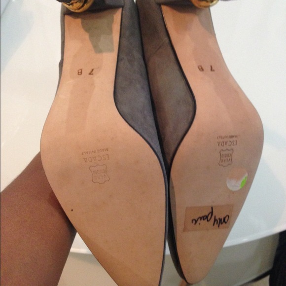 🍸Vintage Escada Pumps▫️ - Picture 4 of 4