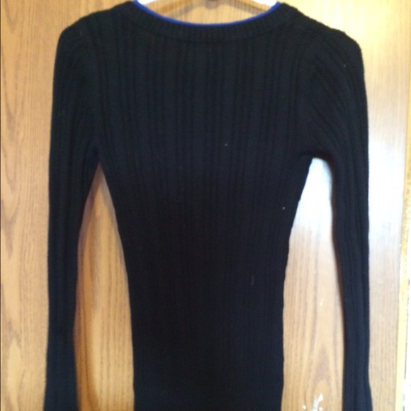 Sweater - Picture 3 of 3