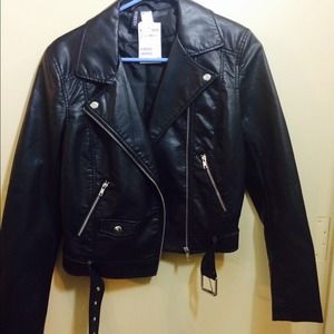 🎀Faux Leather Jacket