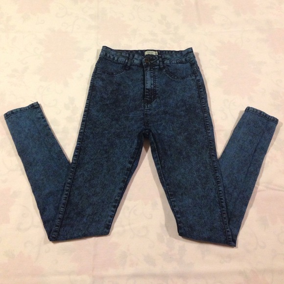 High waisted royal blue acid wash jean