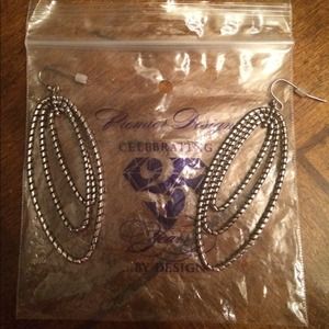 Premier design earrings