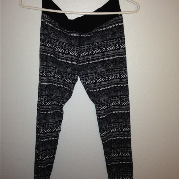 💋 Aztec Leggings 💋