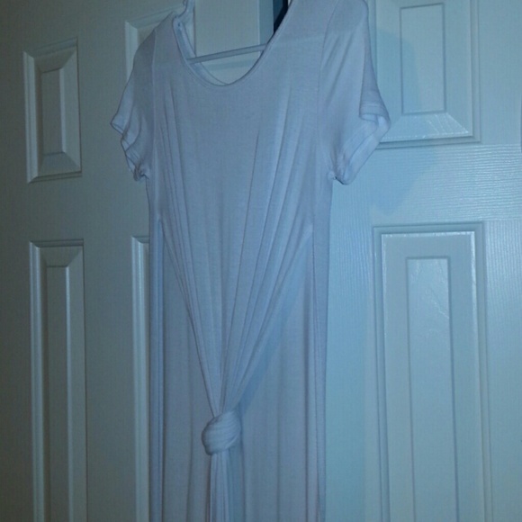 Long white split shirt