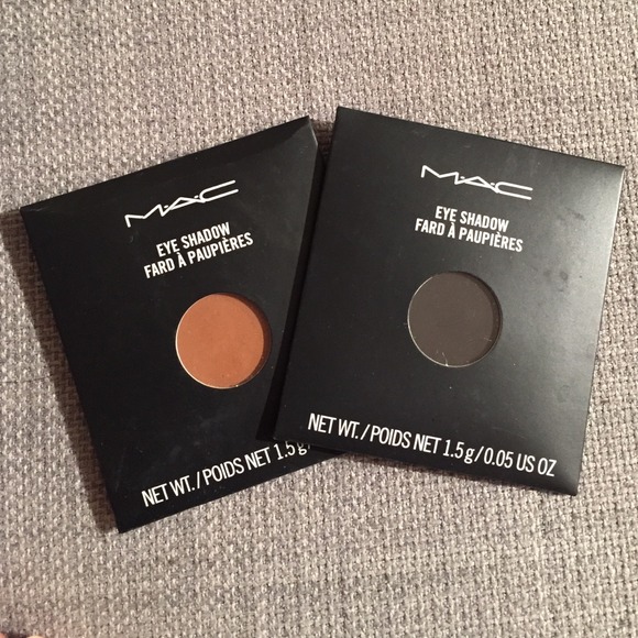 MAC eyeshadow/pro palette refills. Carbon, saddle