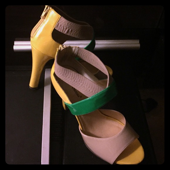 Dumas heels sandals multicolored size 9.5